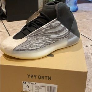 New YZY QNTM boots Adidas shoes